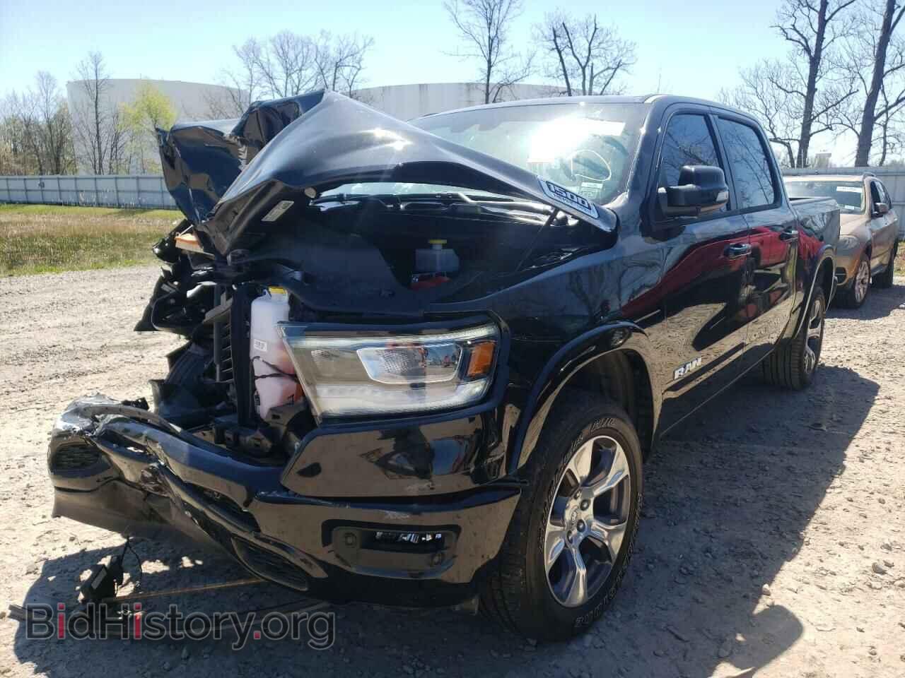 2021 RAM 1500 - VIN: 1C6SRFJT5MN659606 - Фото 2