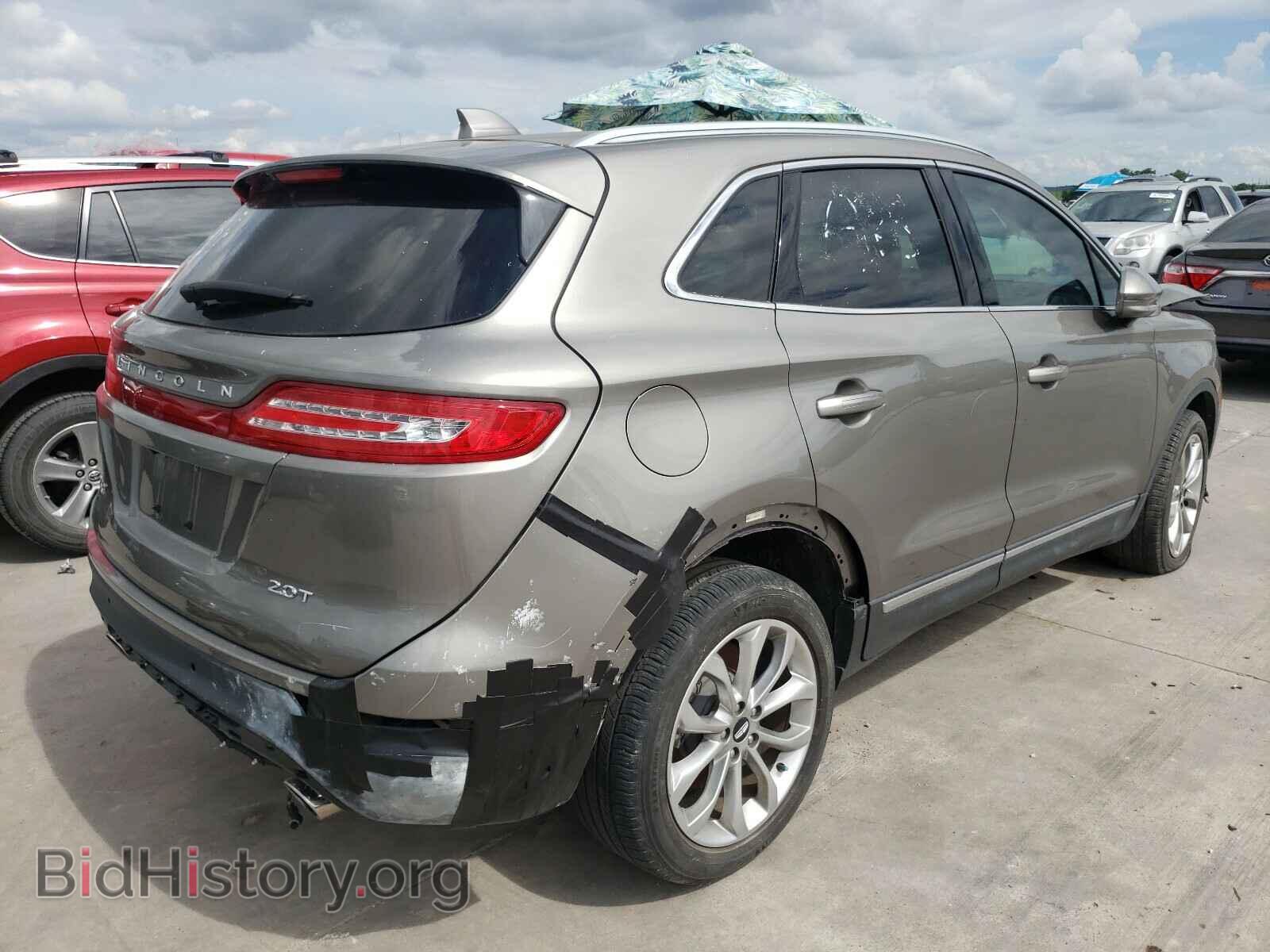 2017 LINCOLN MKC - VIN: 5LMCJ2C93HUL09037 - Photo 4