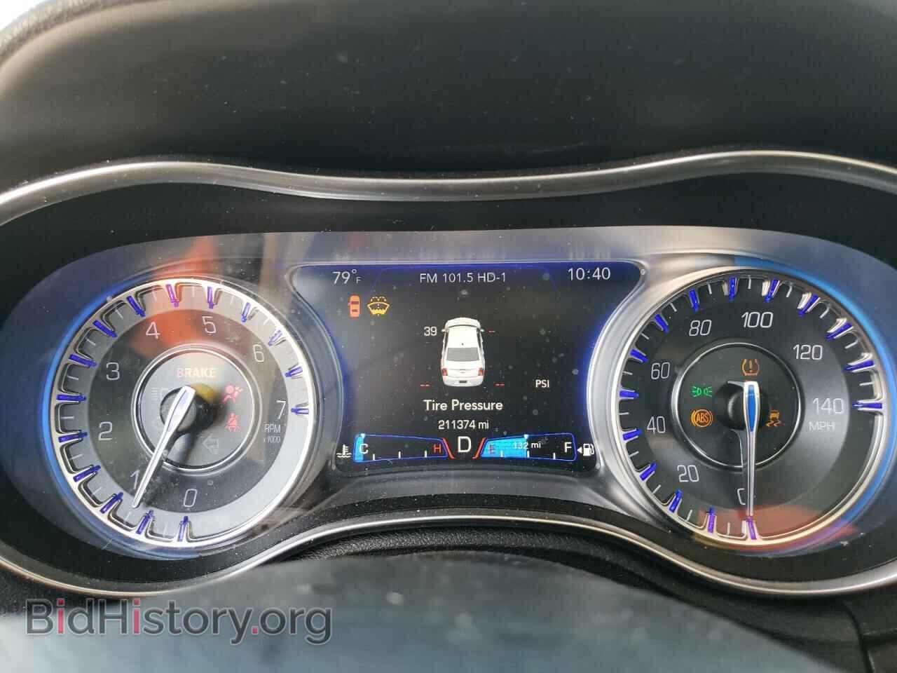 2016 CHRYSLER 300 - VIN: 2C3CCAEG4GH106042 - Фото 9