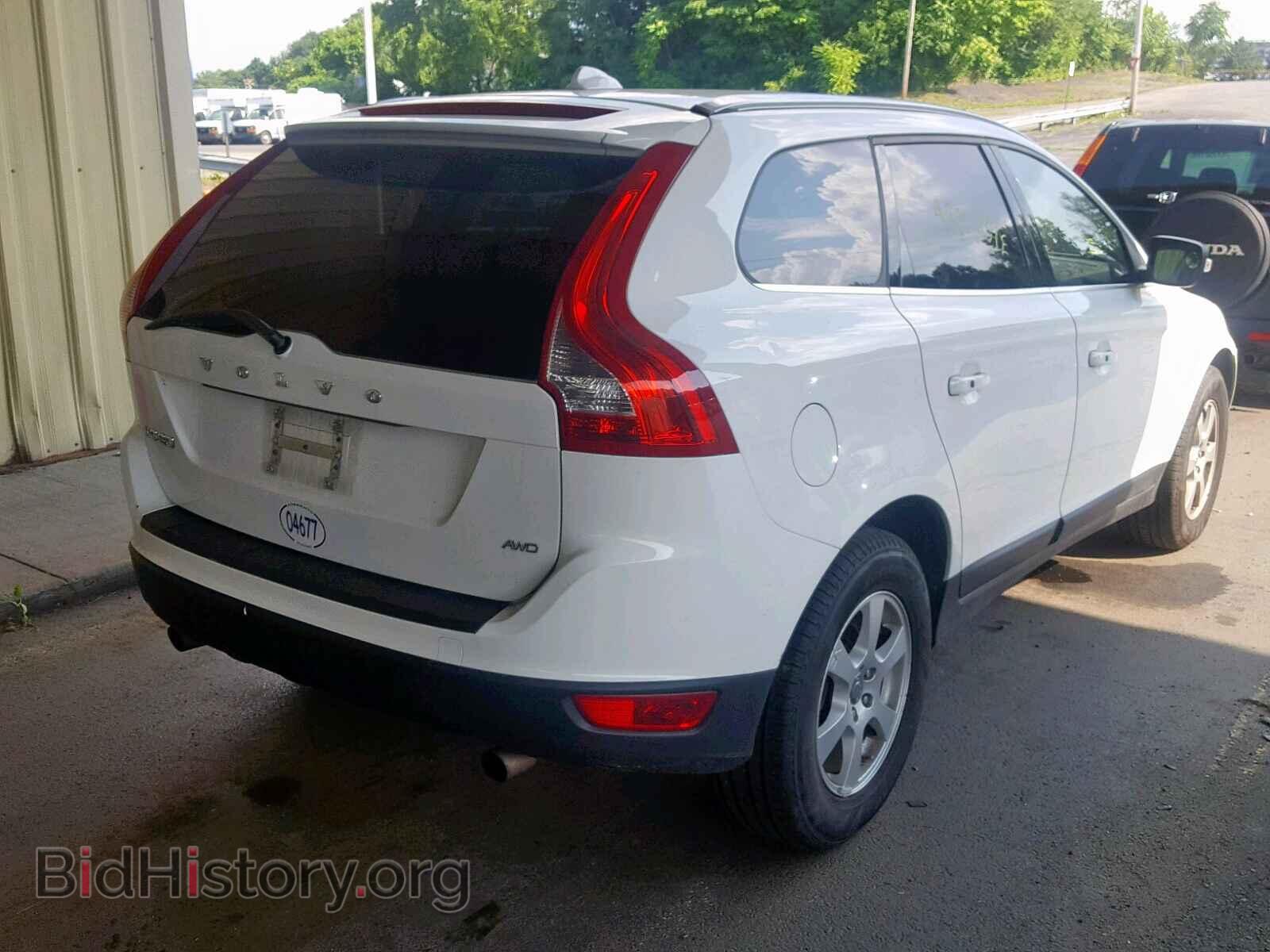 2011 VOLVO XC60 - VIN: YV4940DZ6B2201250 - Фото 4