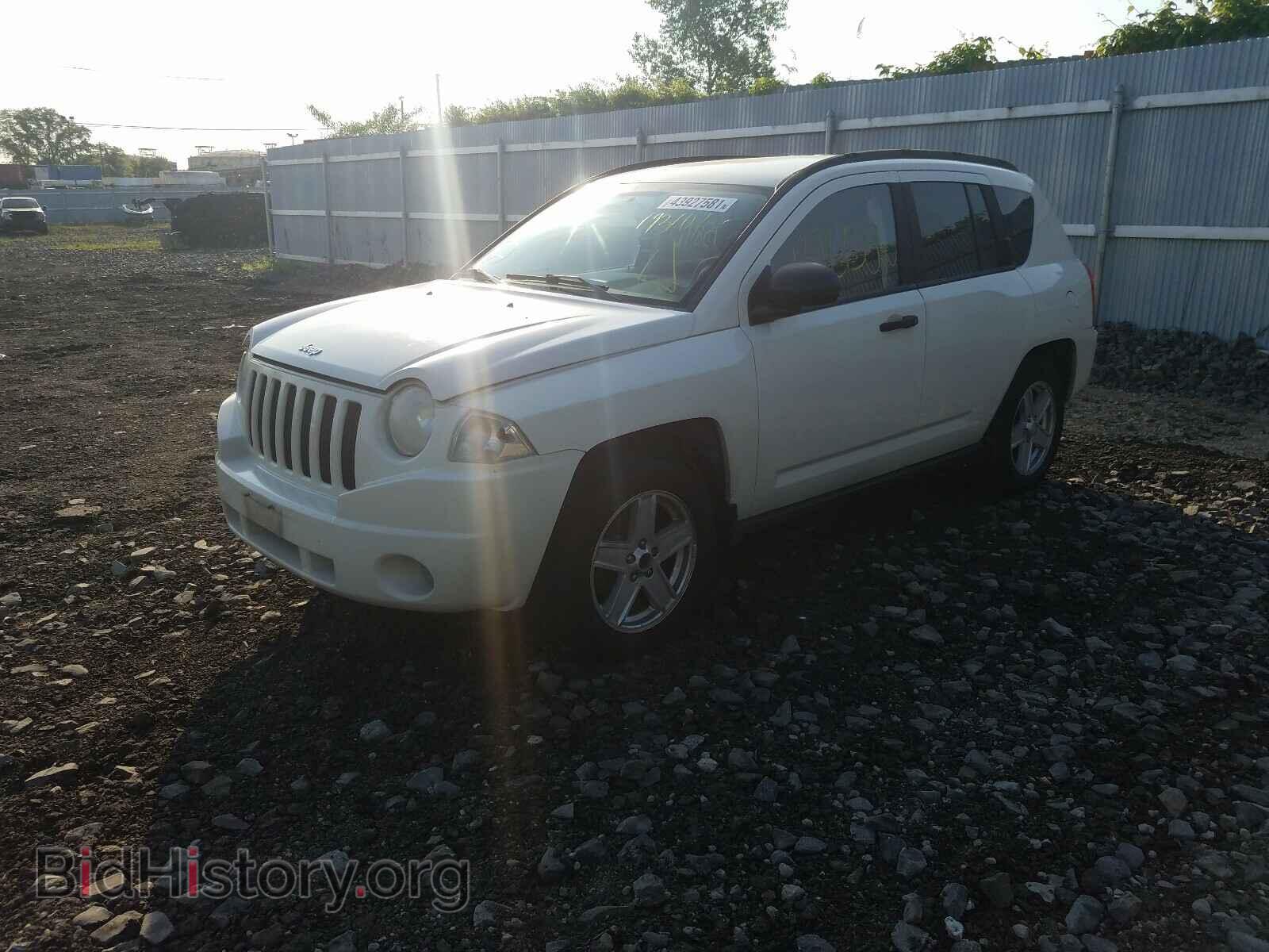 2007 JEEP COMPASS - VIN: 1J8FT47W87D119445 - Фото 2