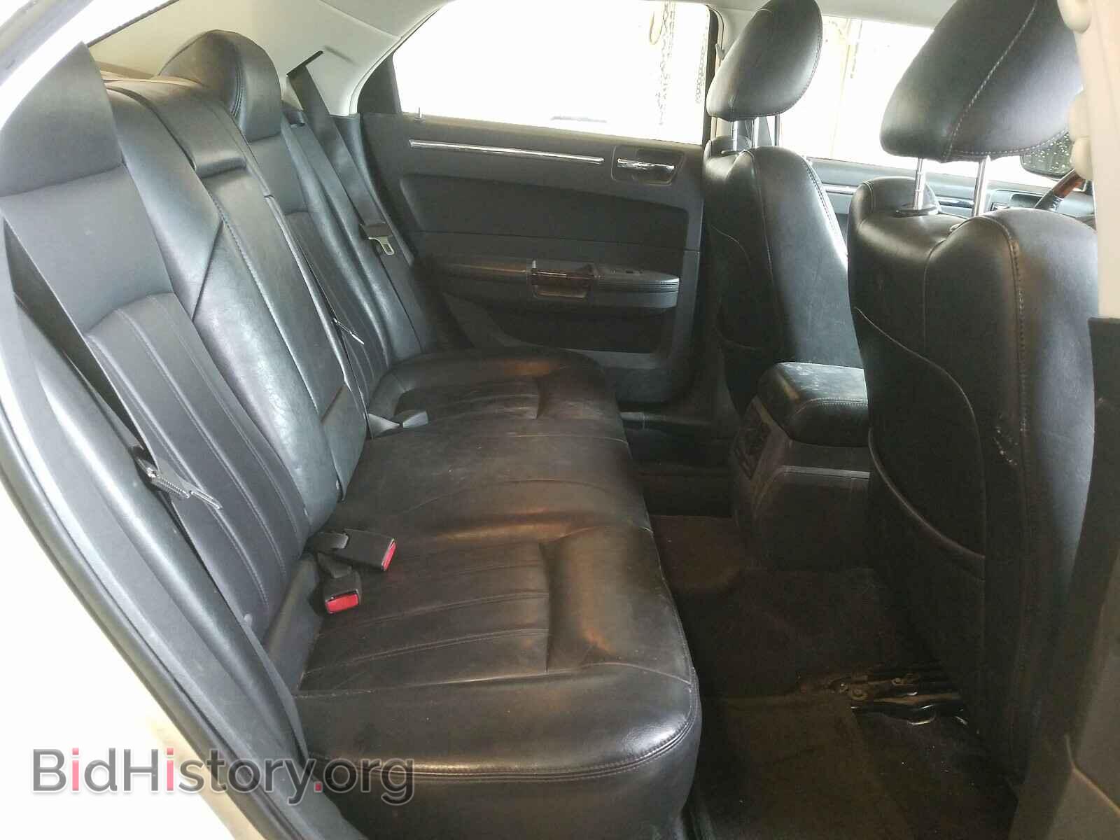 2008 CHRYSLER 300 - VIN: 2C3KA63H38H140338 - Фото 6