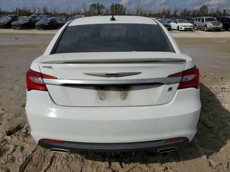 2013 Chrysler 200 (VIN 1C3CCBCG8DN719261) — фото 6 из 13