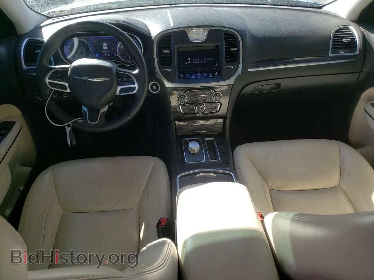 2017 CHRYSLER 300 - VIN: 2C3CCARG5HH610398 - Фото 8