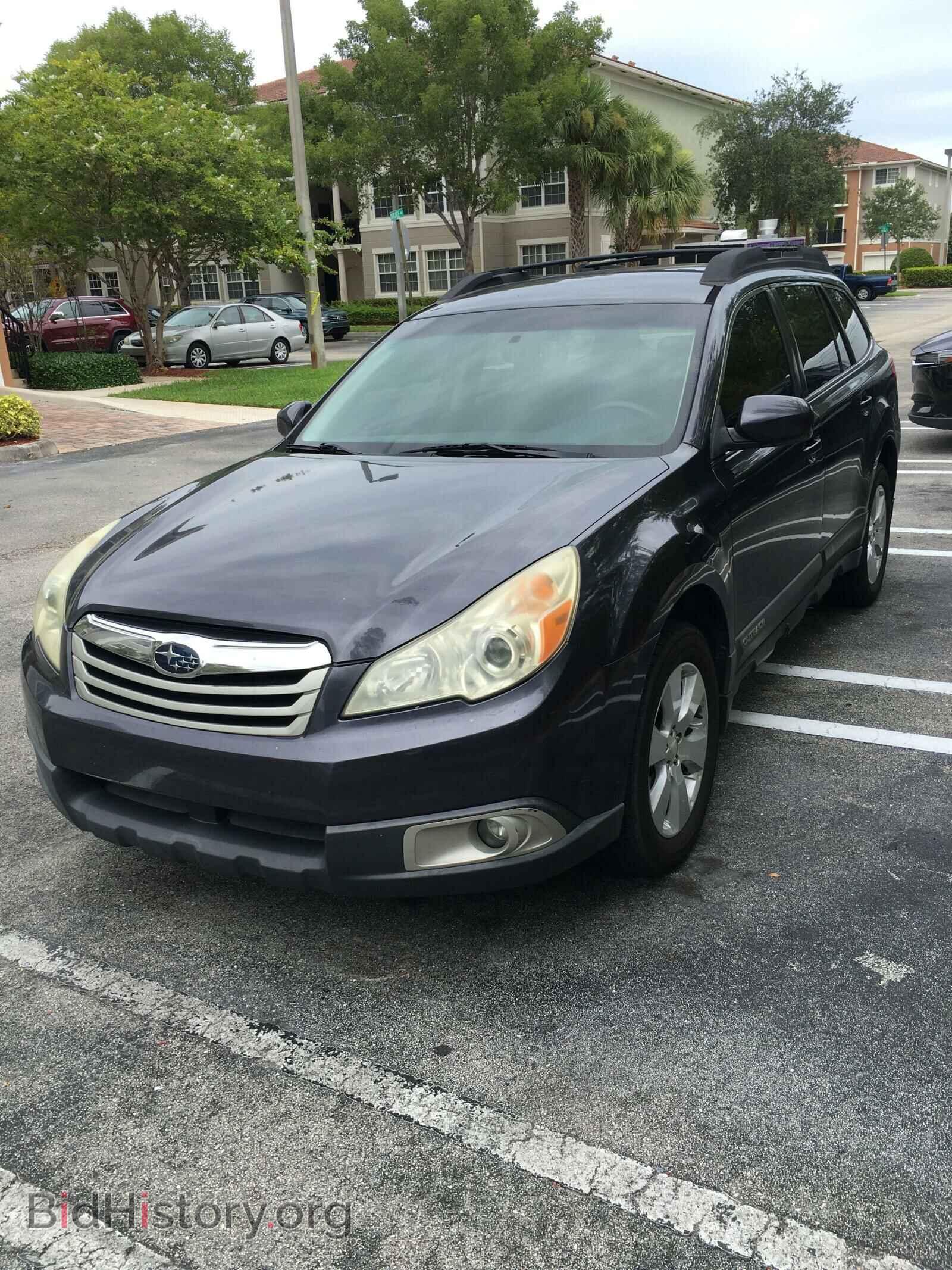 2011 SUBARU OUTBACK - VIN: 4S4BRBBC7B3342513 - Photo 2