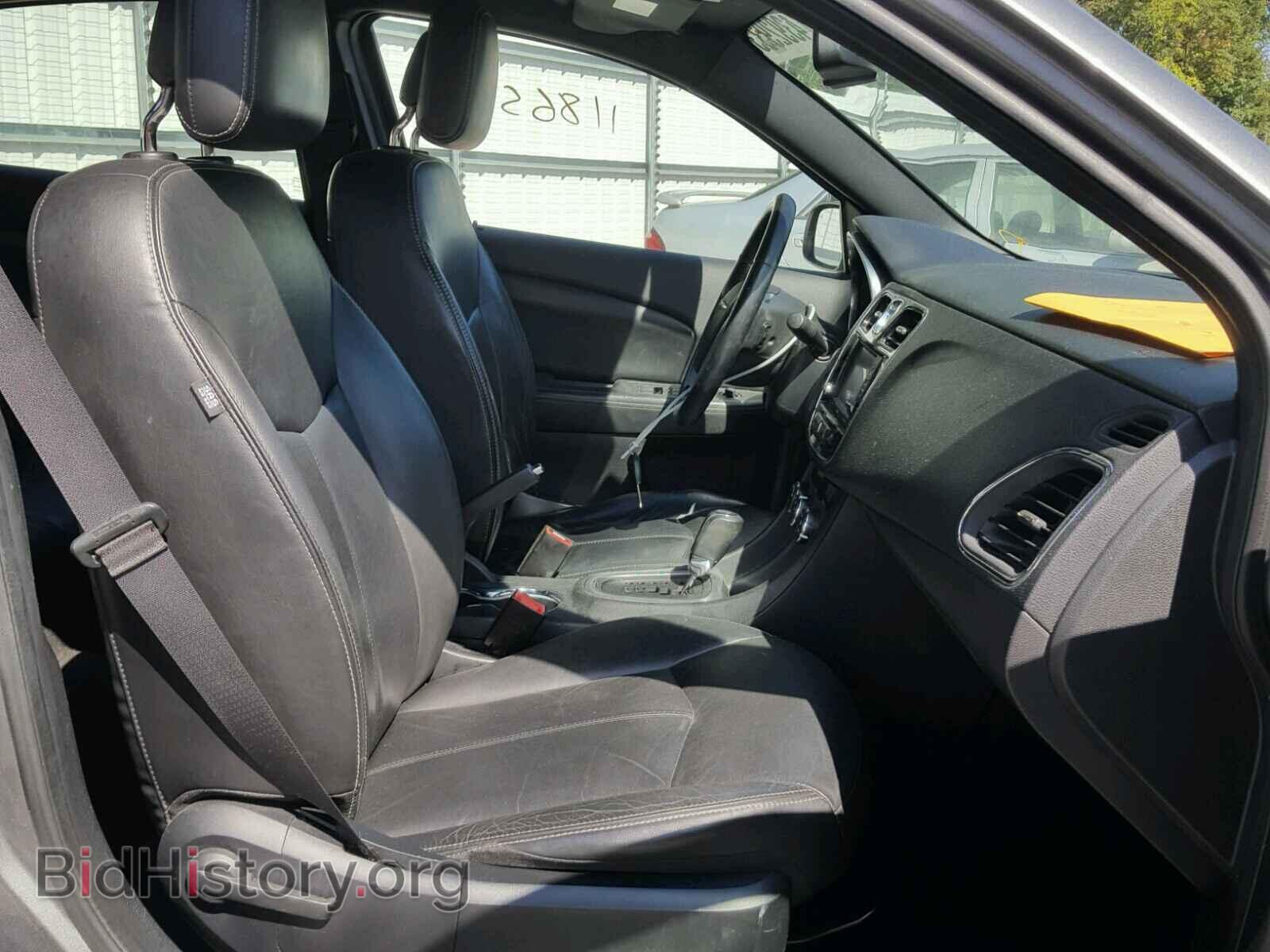 2011 CHRYSLER 200 - VIN: 1C3BC2FG9BN618668 - Фото 5