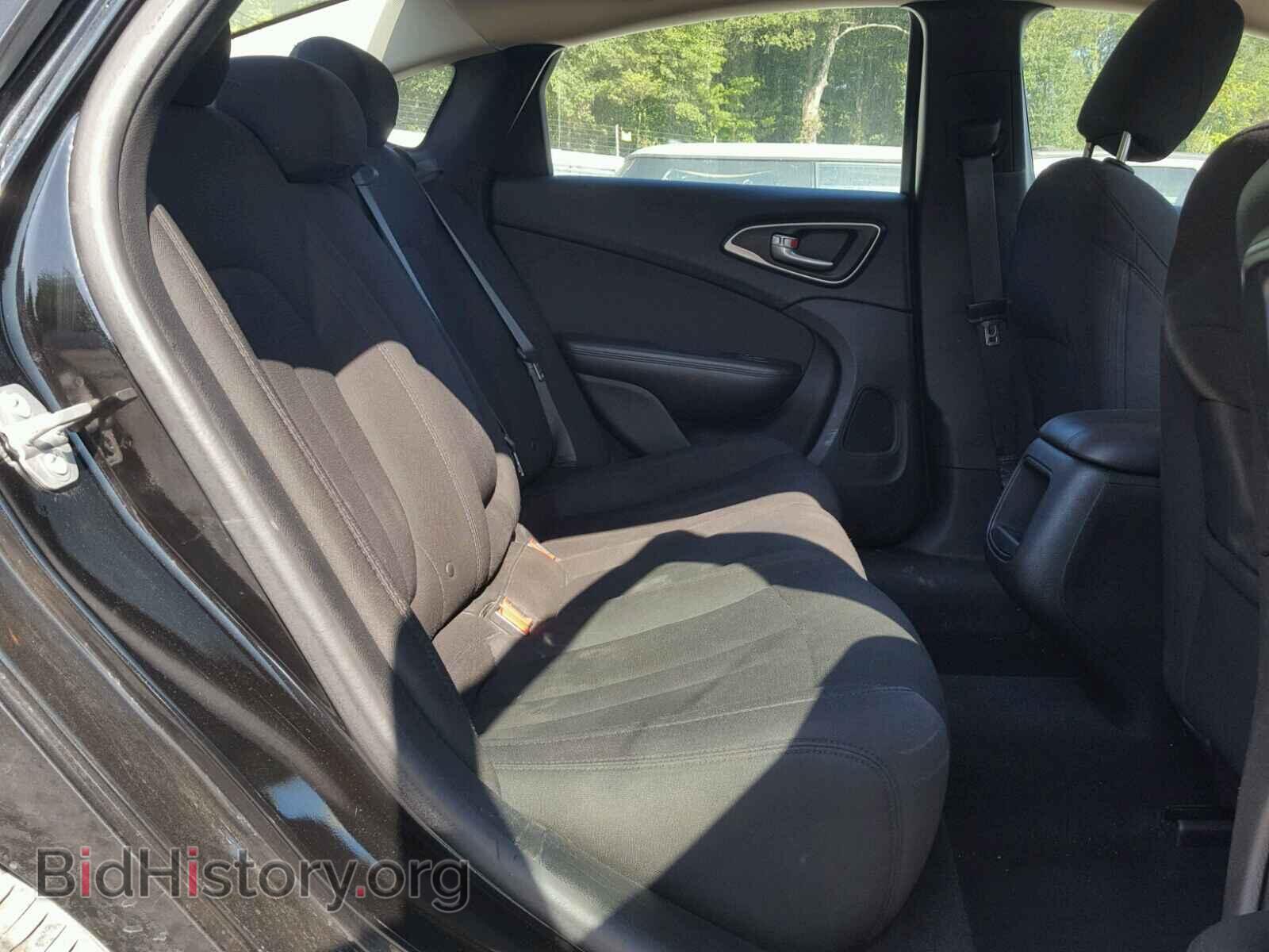 2015 CHRYSLER 200 - VIN: 1C3CCCAB6FN617456 - Photo 6
