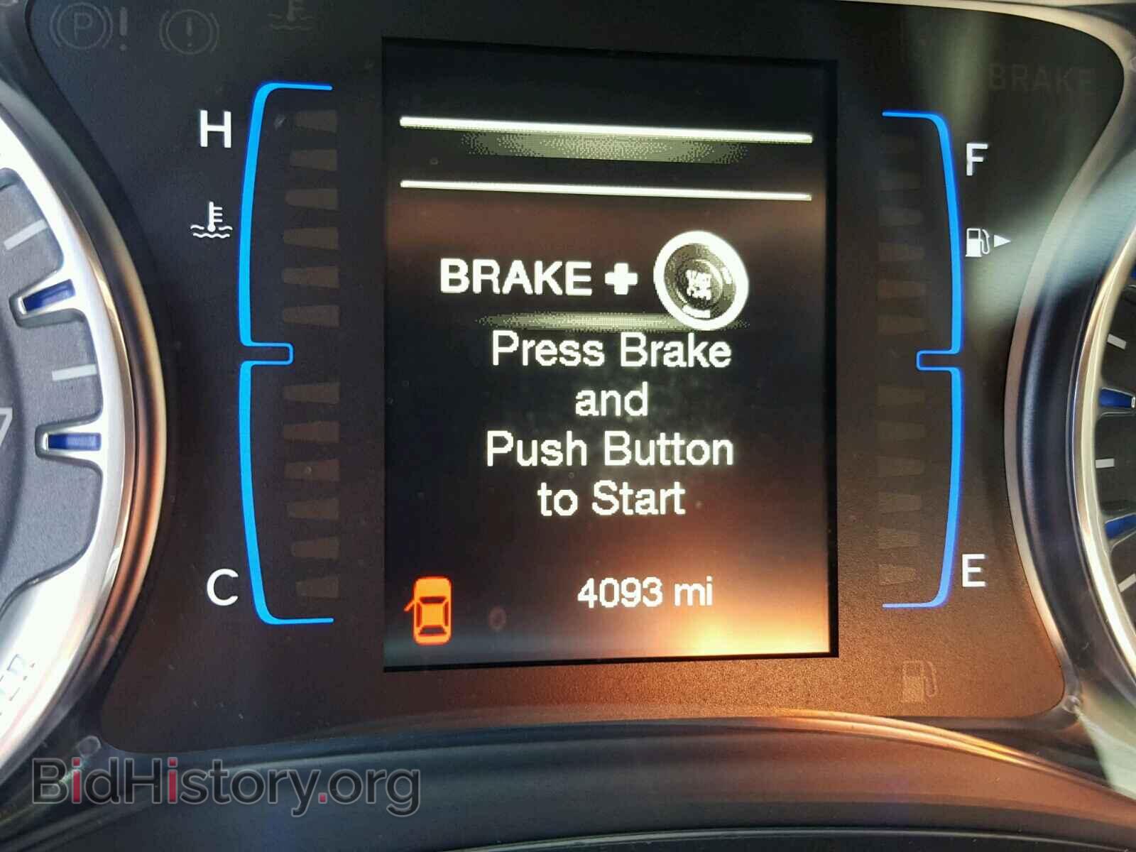 2017 CHRYSLER 200 - VIN: 1C3CCCAB8HN504837 - Фото 8