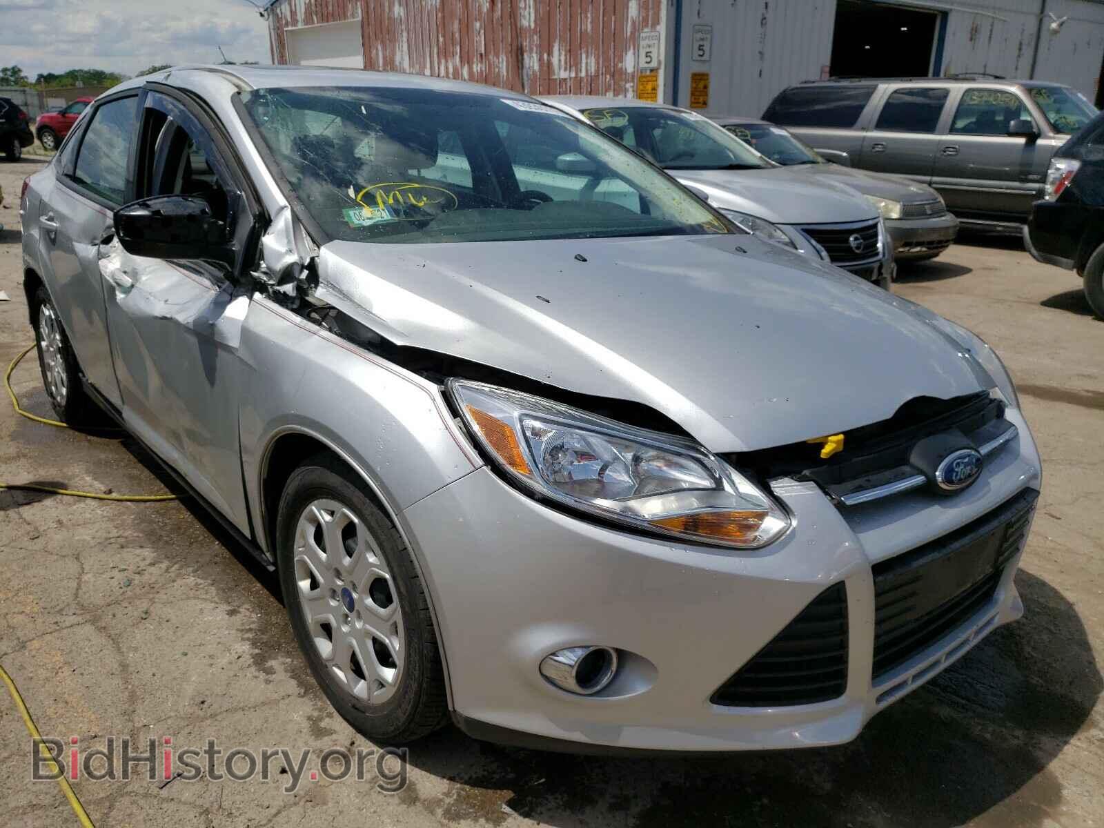 Photo 1FAHP3F23CL194136 - FORD FOCUS 2012