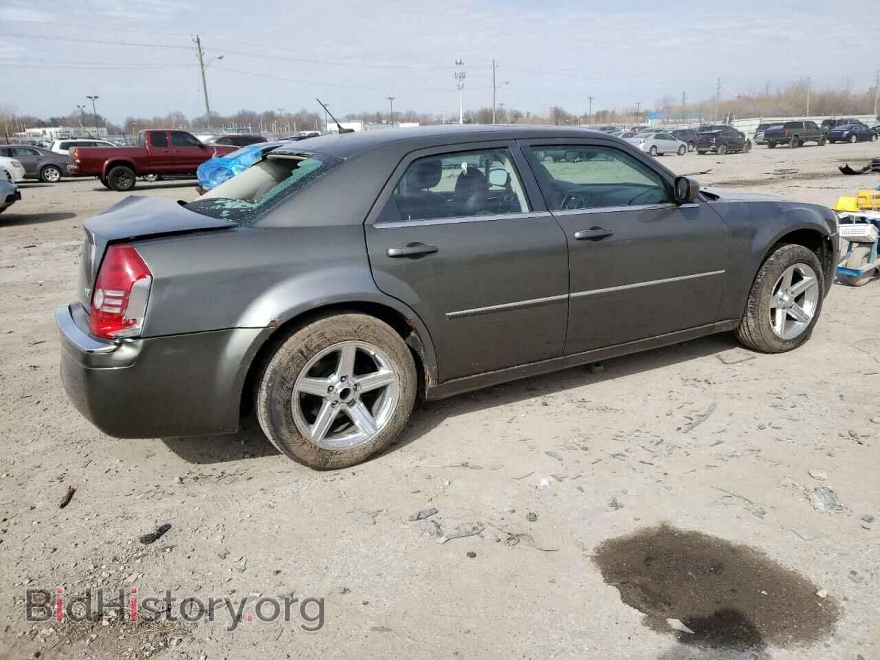 2008 CHRYSLER 300 - VIN: 2C3LA33G88H211155 - Фото 3