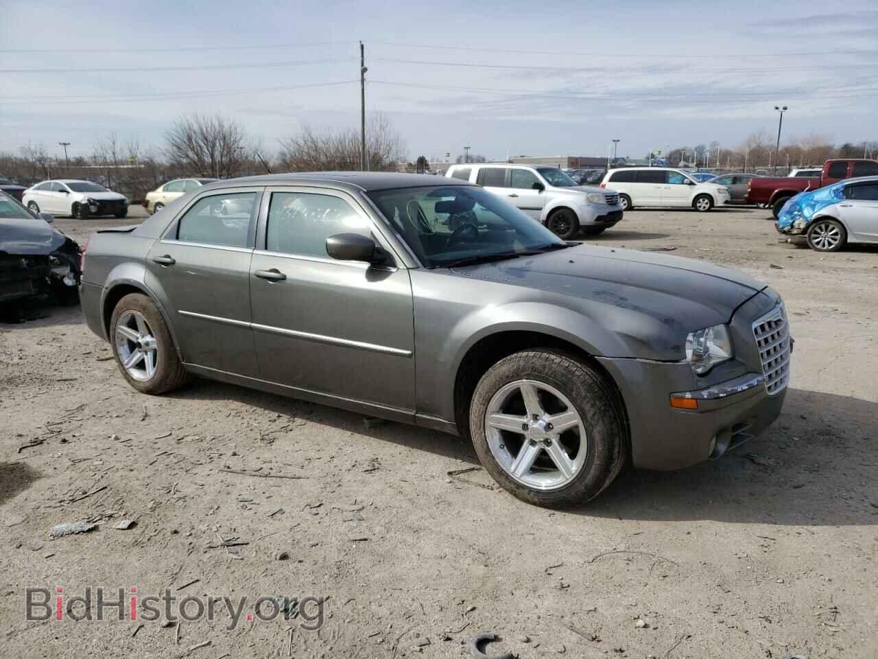 2008 CHRYSLER 300 - VIN: 2C3LA33G88H211155 - Фото 4