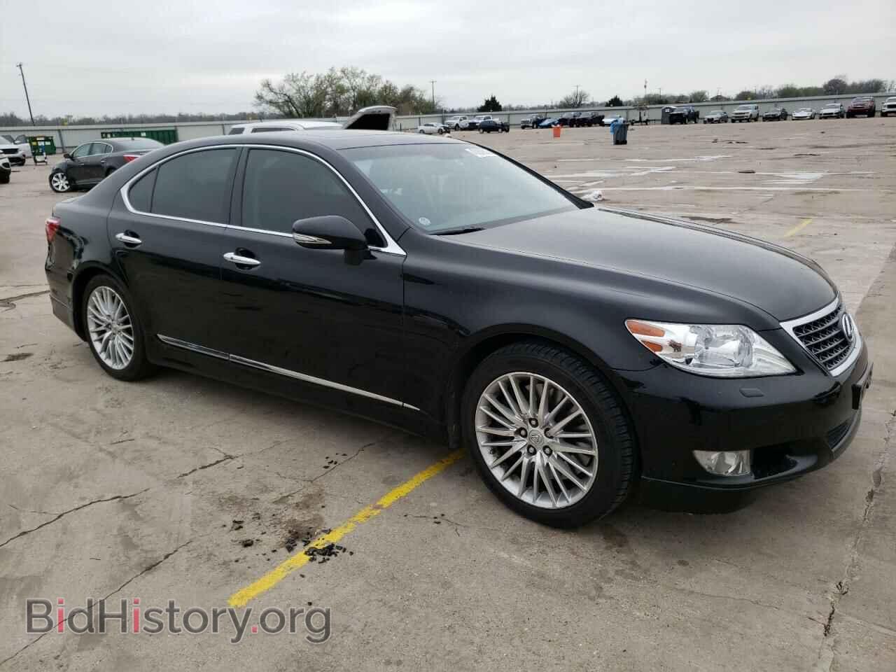 2011 LEXUS LS460 - VIN: JTHBL5EF6B5104863 - Photo 4