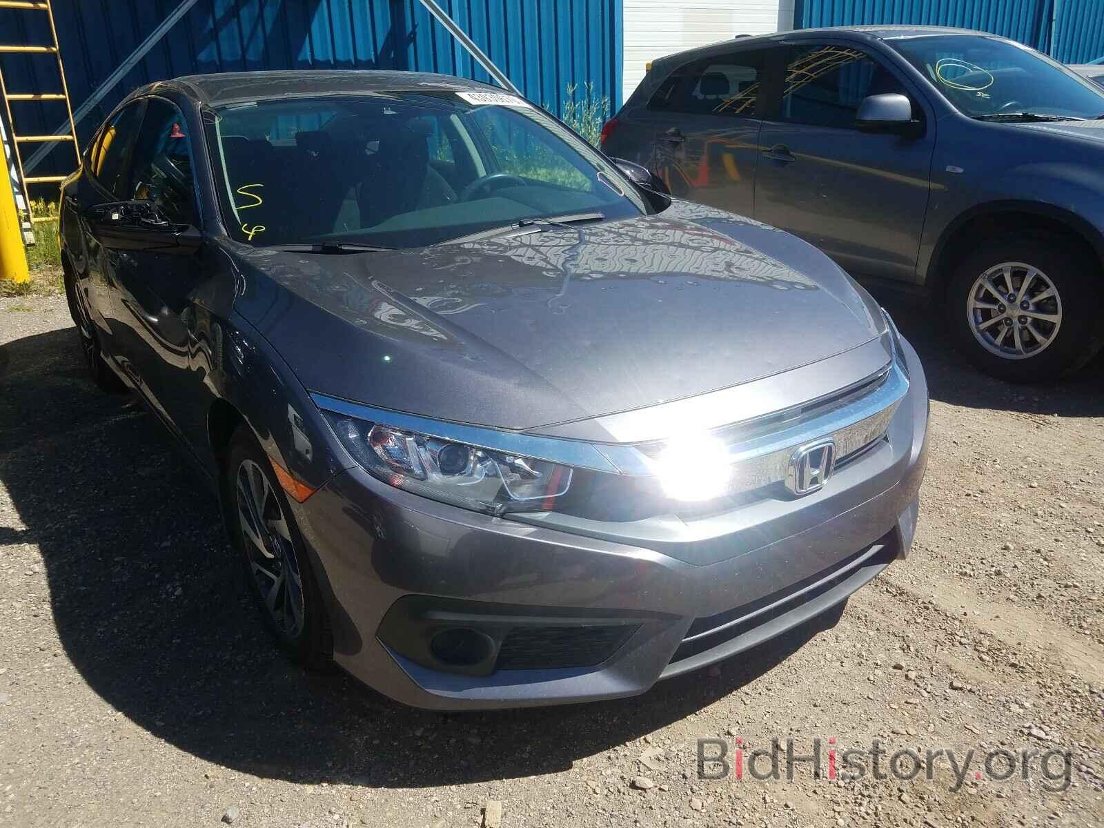 Photo 2HGFC2F61JH029059 - HONDA CIVIC 2018