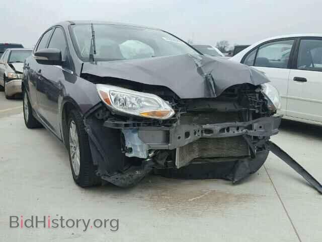 2012 Ford FOCUS Focus SEL (VIN 1FAHP3H26CL197836) — photo 1 of 10, Copart, damage: front end