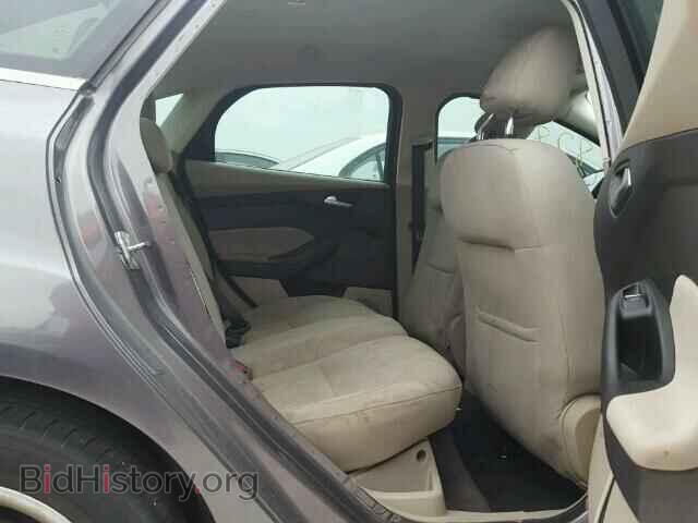 2012 Ford FOCUS (VIN 1FAHP3H26CL197836) — photo 6 of 10