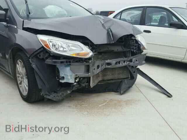 2012 Ford FOCUS (VIN 1FAHP3H26CL197836) — photo 9 of 10