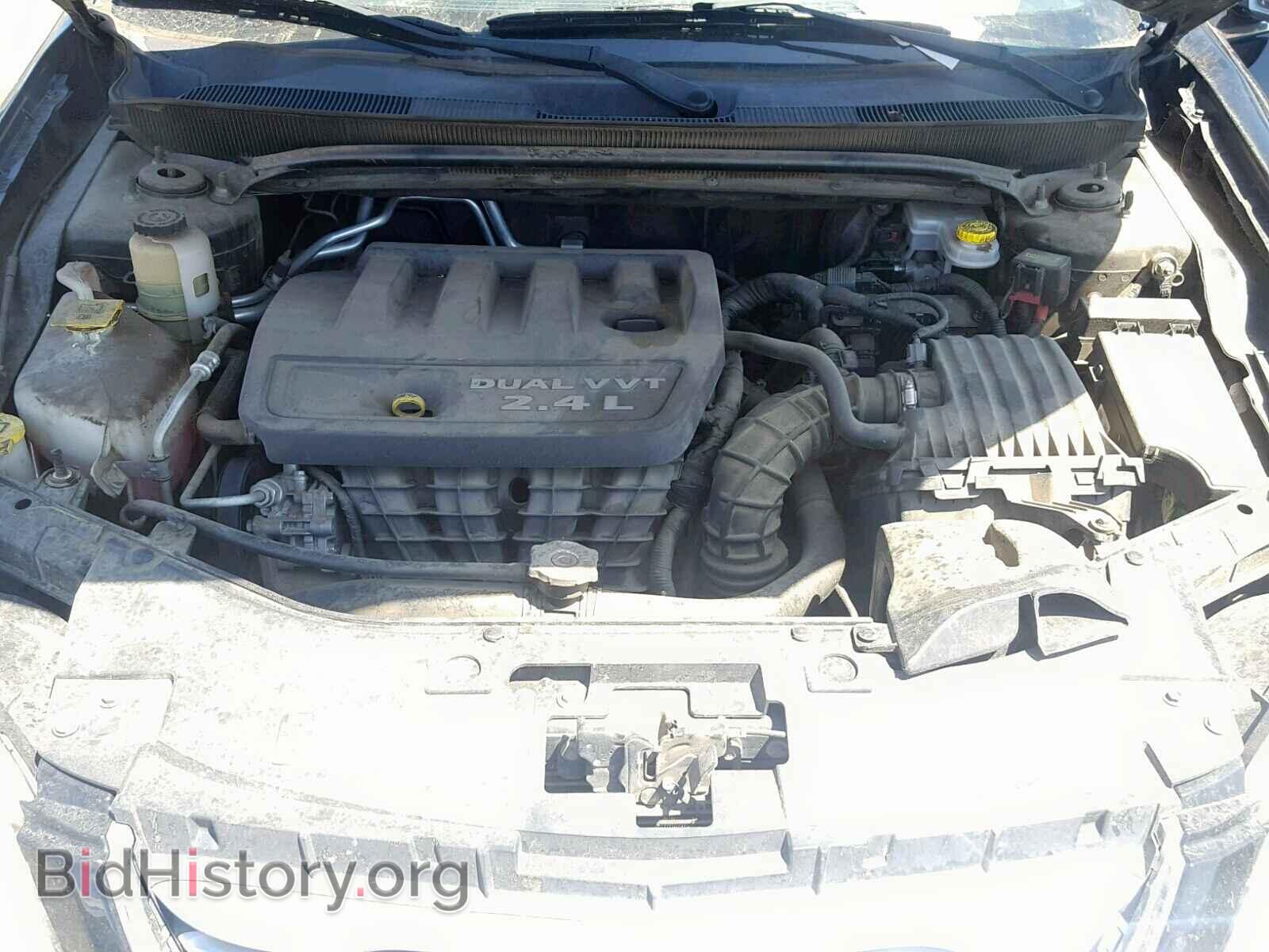2011 CHRYSLER 200 - VIN: 1C3BC2FB5BN543214 - Photo 7
