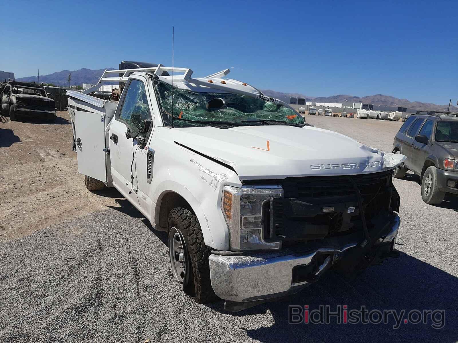 Photo 1FDBF3ET4KED48056 - FORD F350 2019