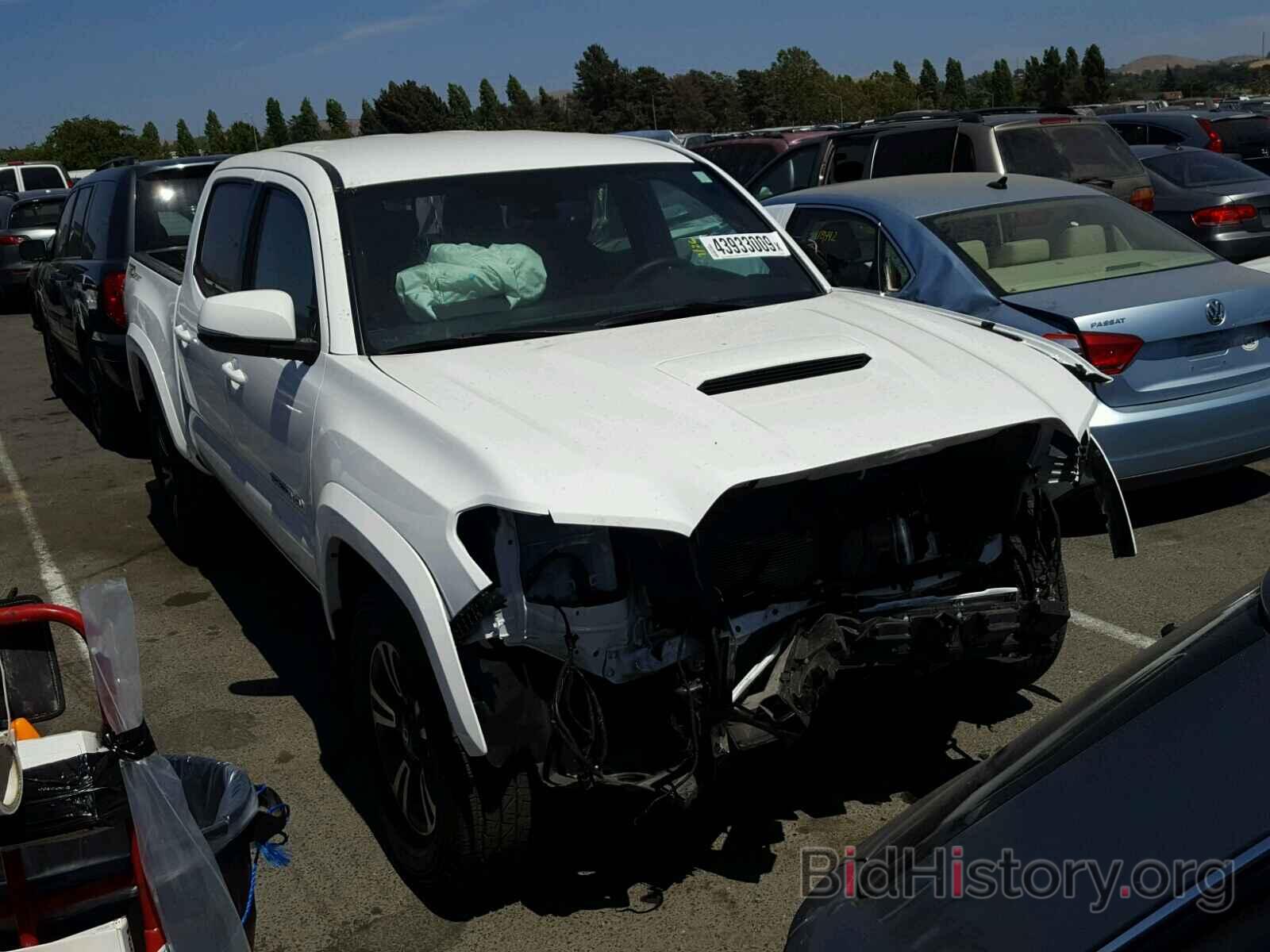 Фотография 3TMAZ5CN0JM064519 - TOYOTA TACOMA DOU 2018