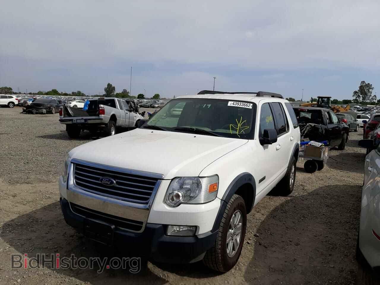 2007 FORD EXPLORER - VIN: 1FMEU63EX7UB50233 - Фото 2