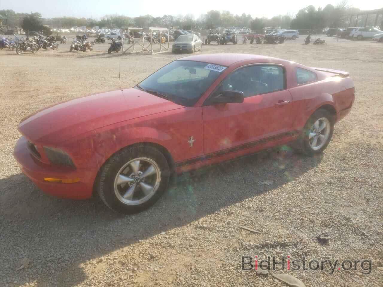 Photo 1ZVFT80N875270261 - FORD MUSTANG 2007