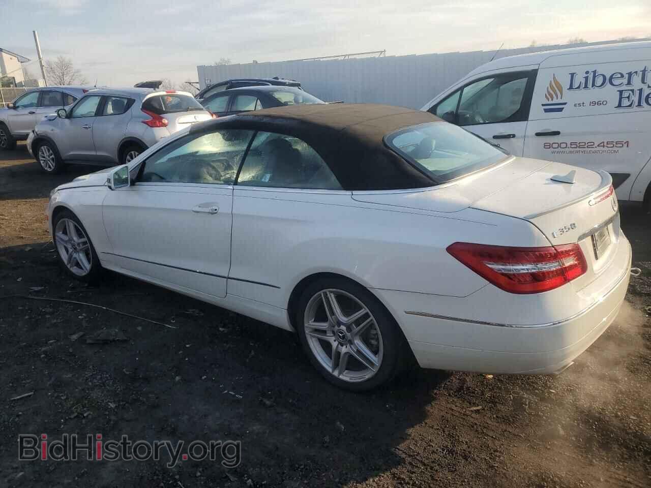 2011 MERCEDES-BENZ E-CLASS - VIN: WDDKK5GF3BF037768 - Фото 2