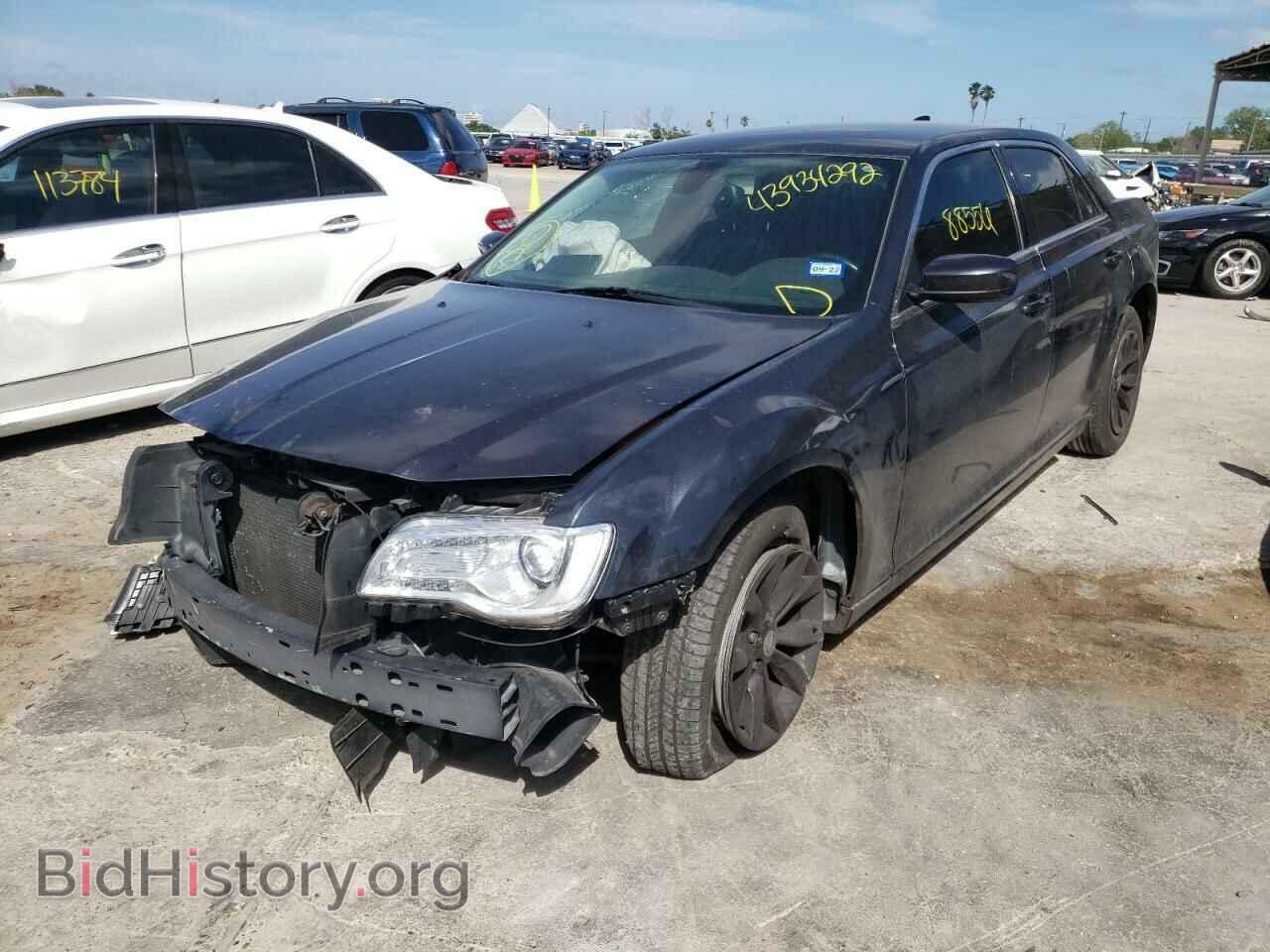 2015 CHRYSLER 300 - VIN: 2C3CCAAG6FH868261 - Фото 2