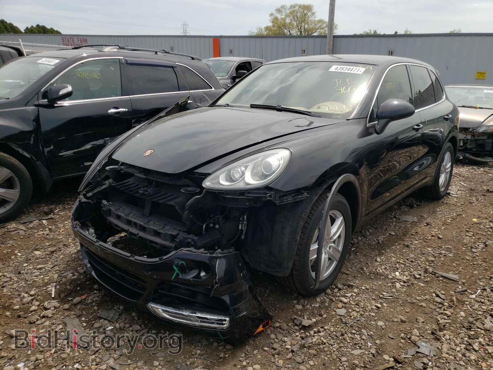 2011 PORSCHE CAYENNE - VIN: WP1AB2A28BLA45813 - Фото 2