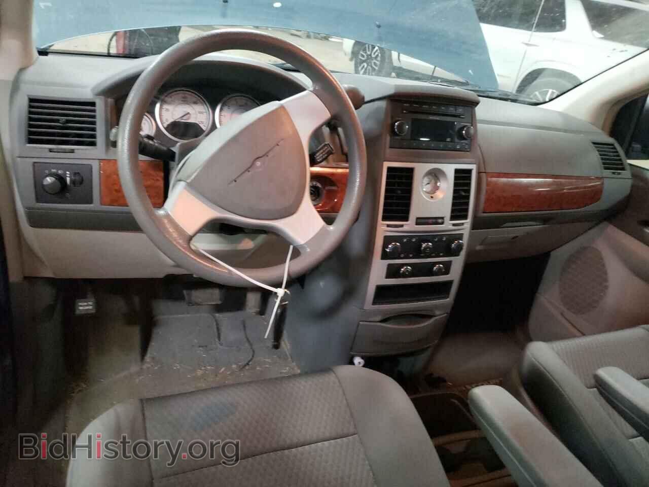 2009 CHRYSLER MINIVAN - VIN: 2A8HR44E79R637579 - Photo 8
