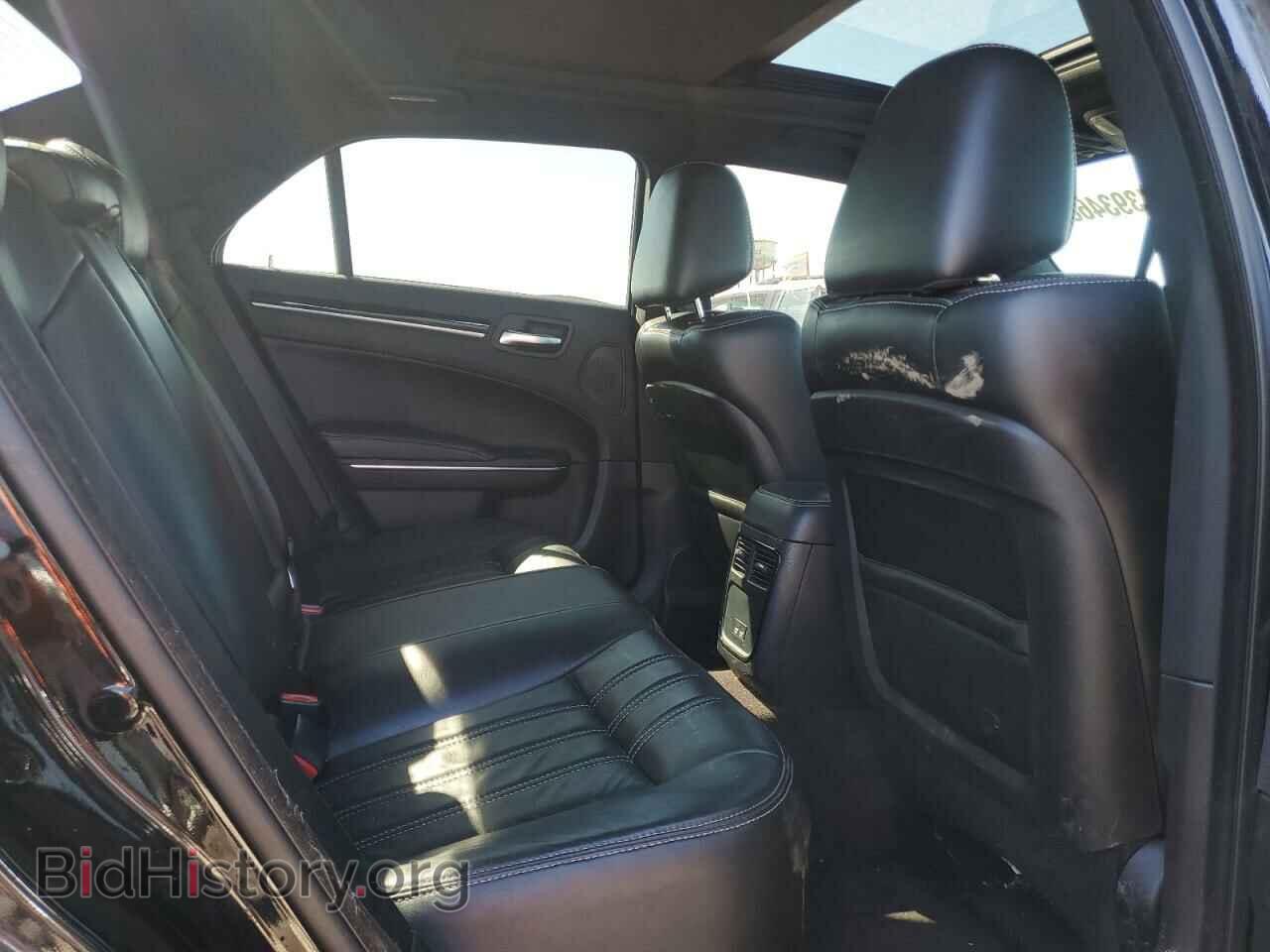 2017 CHRYSLER 300 - VIN: 2C3CCAGGXHH648437 - Фото 10