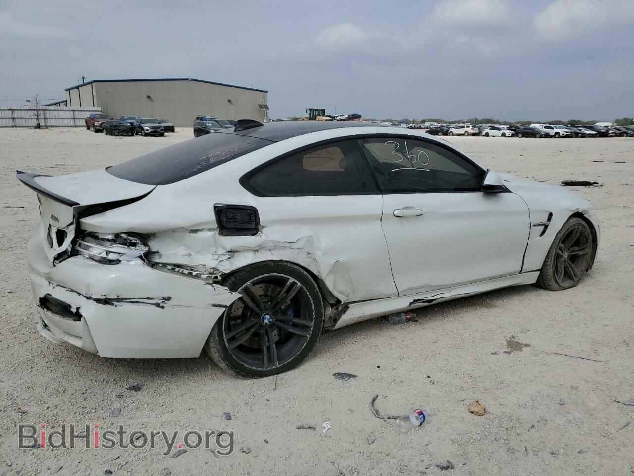 2015 BMW M4 - VIN: WBS3R9C51FK330010 - Photo 3