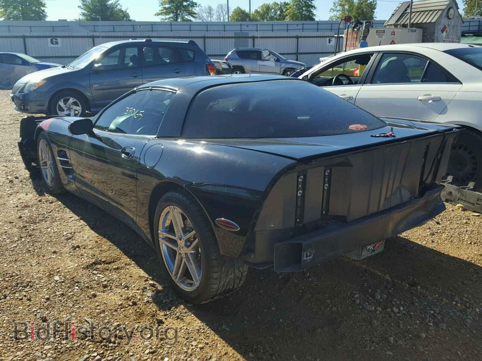 2004 CHEVROLET CORVETTE - VIN: 1G1YY22G845132359 - Фото 3