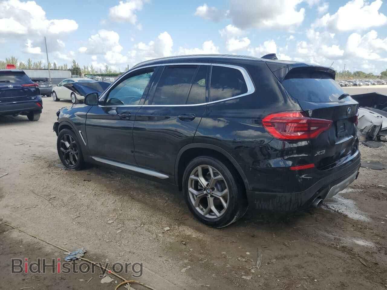 2021 BMW X3 - VIN: 5UXTY3C04M9E19913 - Фото 2