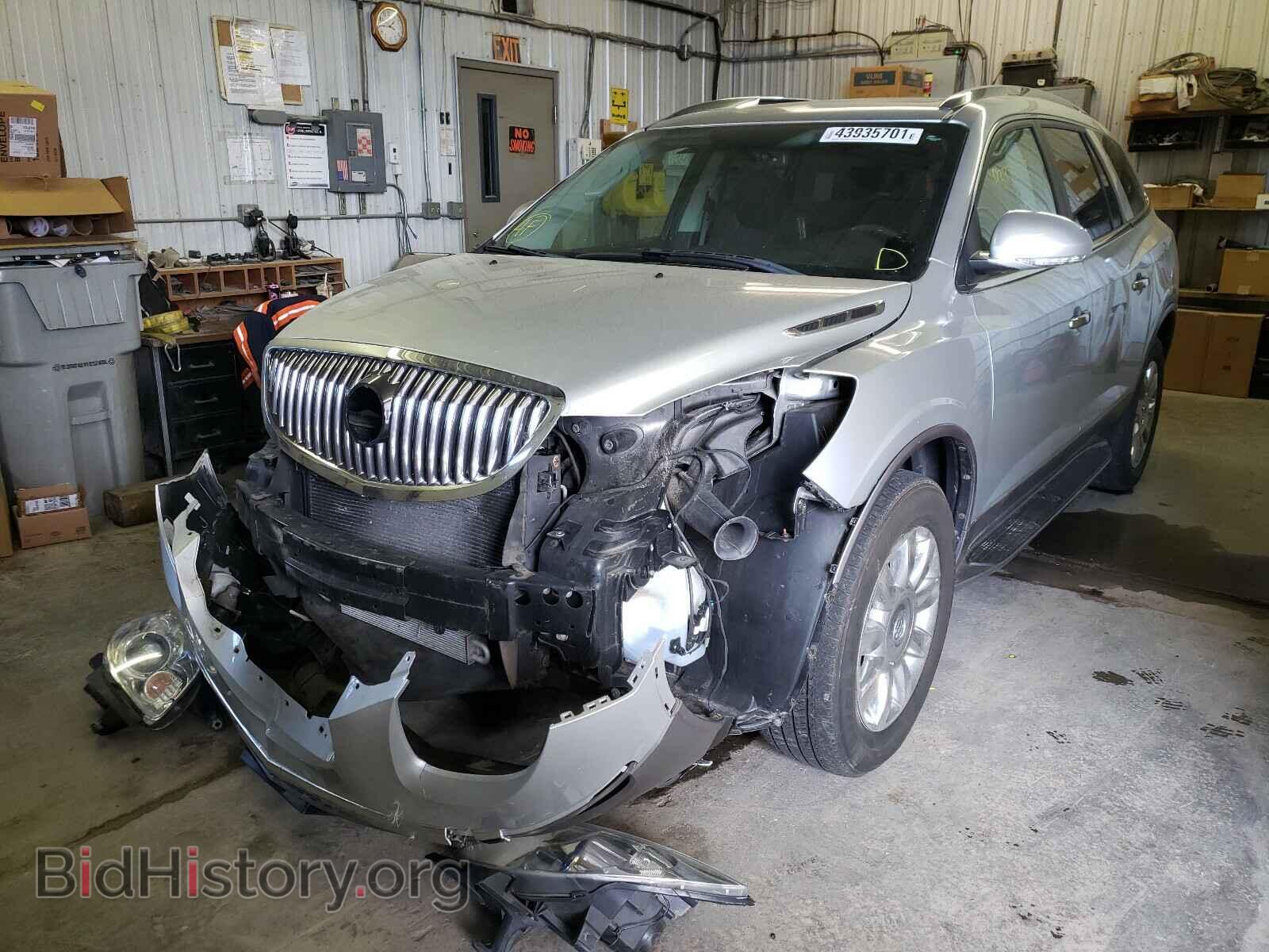2012 BUICK ENCLAVE - VIN: 5GAKRCED0CJ302190 - Фото 2