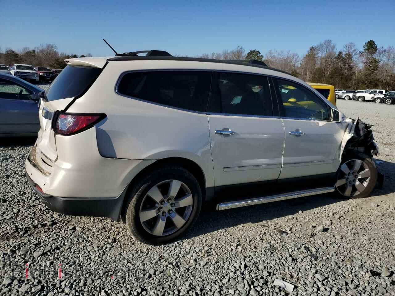 2013 CHEVROLET TRAVERSE - VIN: 1GNKRLKD9DJ129684 - Фото 3