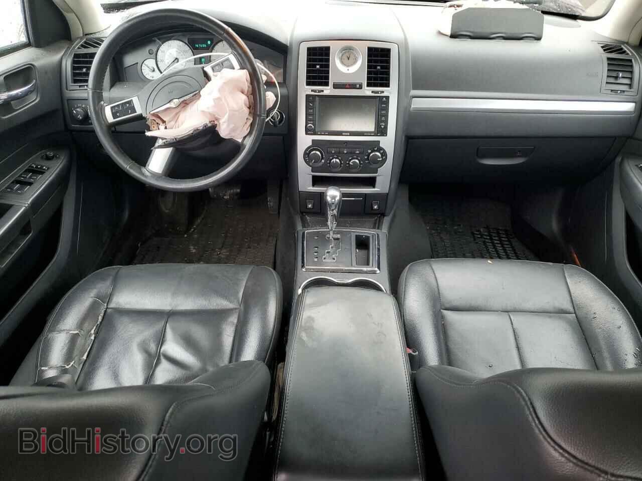 2010 CHRYSLER 300 - VIN: 2C3CK5CV2AH331403 - Фото 8