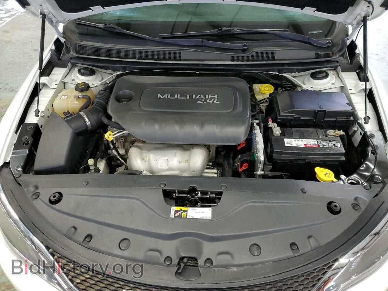2015 CHRYSLER 200 - VIN: 1C3CCCAB3FN580043 - Фото 11