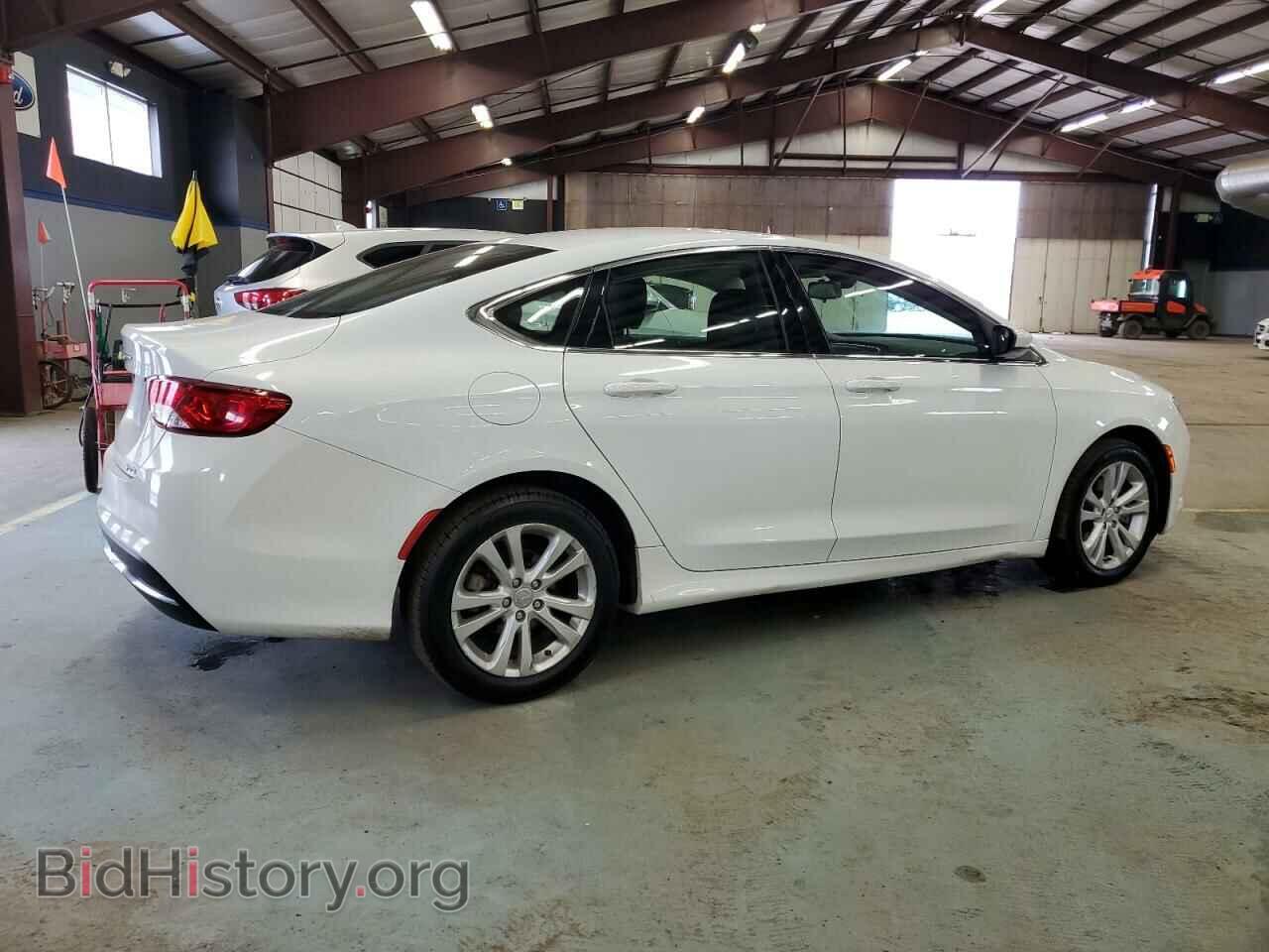 2015 CHRYSLER 200 - VIN: 1C3CCCAB3FN580043 - Фото 3
