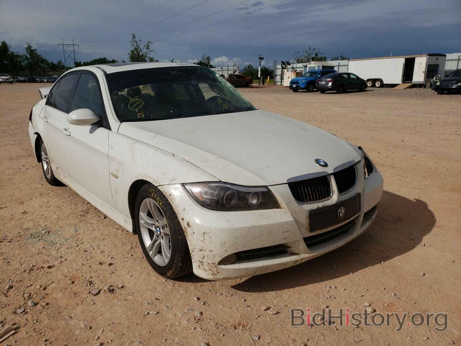 Photo WBAVA33538P143701 - BMW 3 SERIES 2008