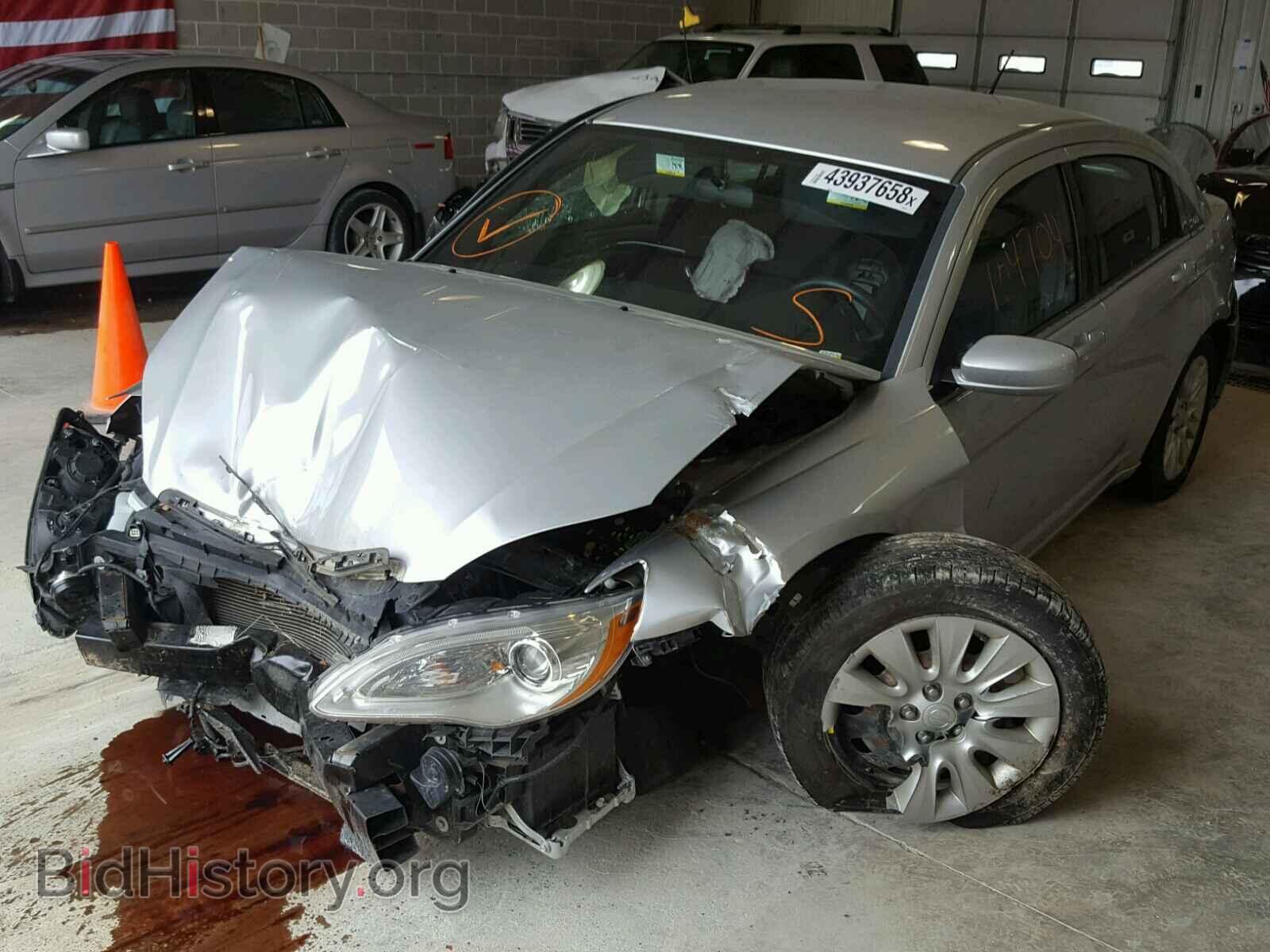 2012 CHRYSLER 200 - VIN: 1C3CCBAB7CN273478 - Фото 2