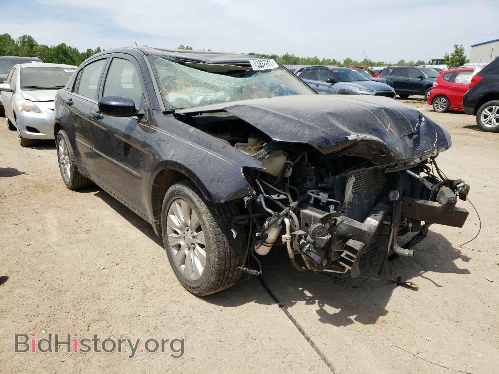 Photo 1C3BC4FB5BN559893 - CHRYSLER 200 2011