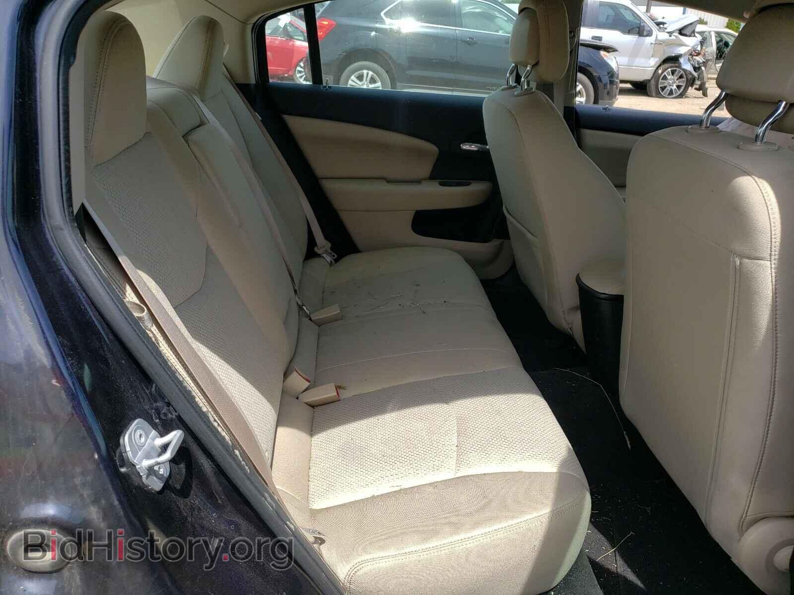 2011 CHRYSLER 200 - VIN: 1C3BC4FB5BN559893 - Фото 6