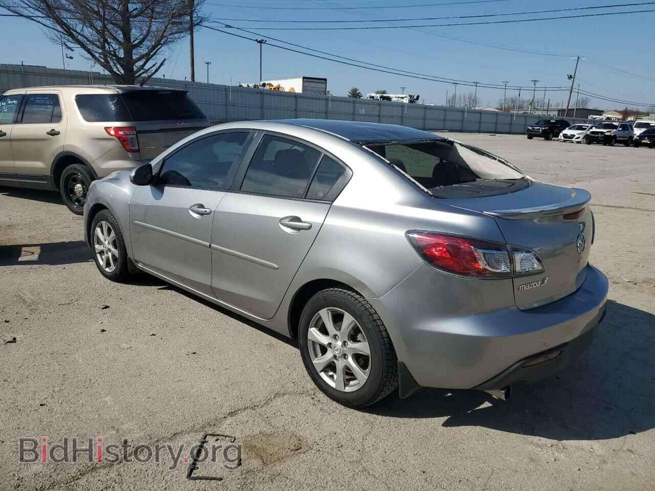 2011 MAZDA 3 - VIN: JM1BL1VF3B1429584 - Фото 2