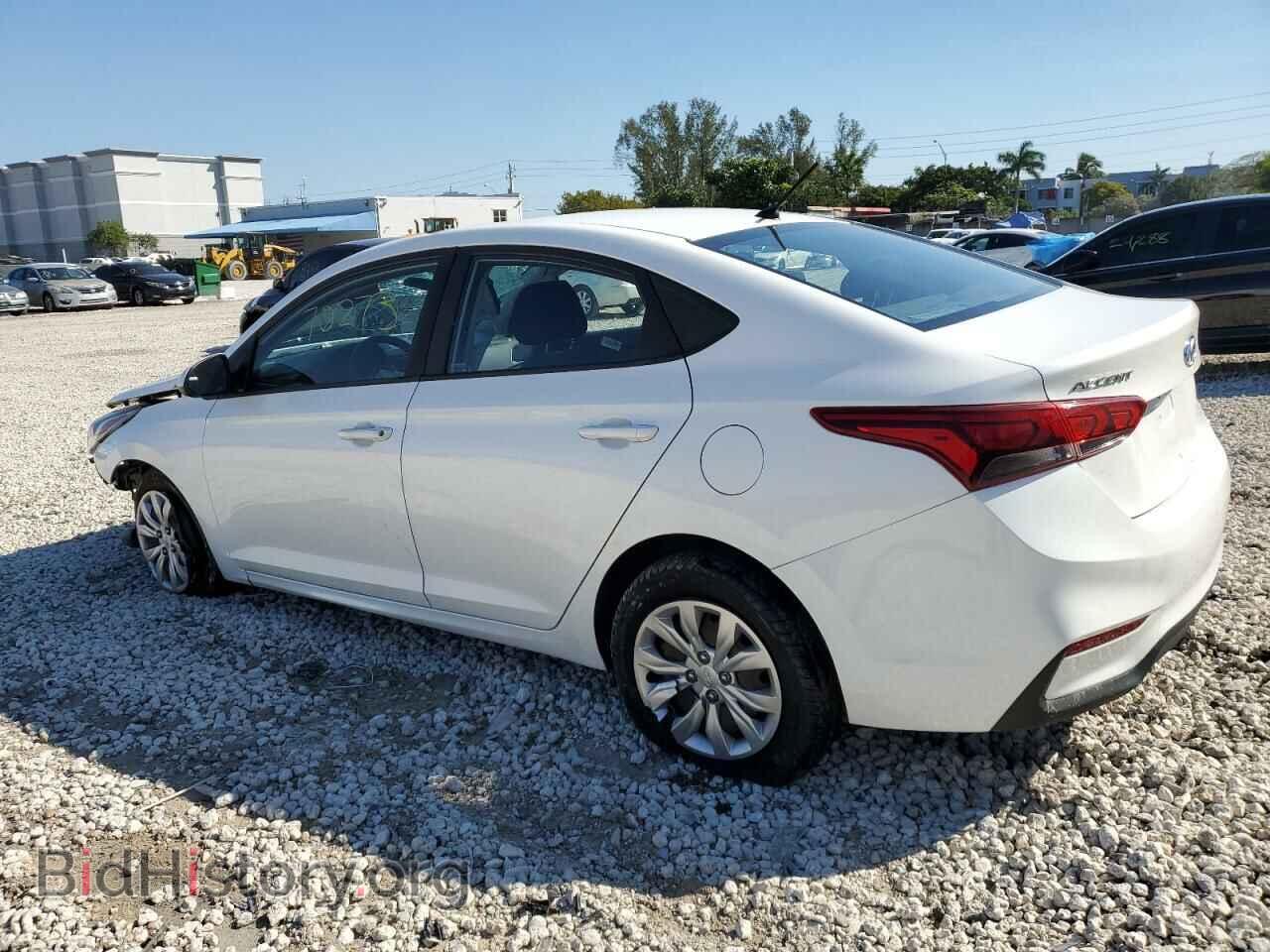 2019 HYUNDAI ACCENT - VIN: 3KPC24A3XKE039759 - Фото 2