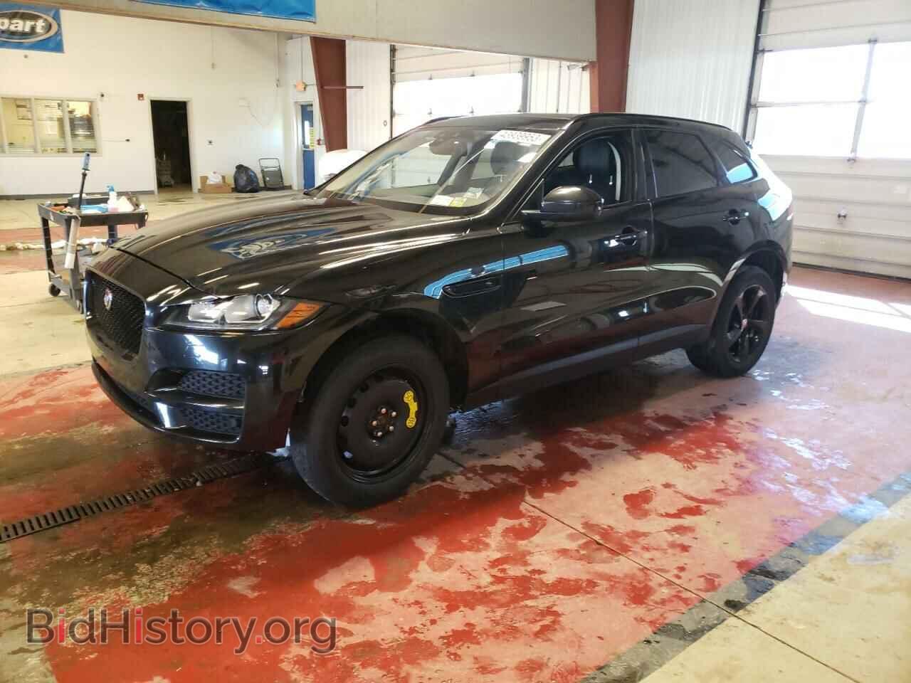 Фотография SADCJ2BV5HA099357 - JAGUAR F-PACE 2017
