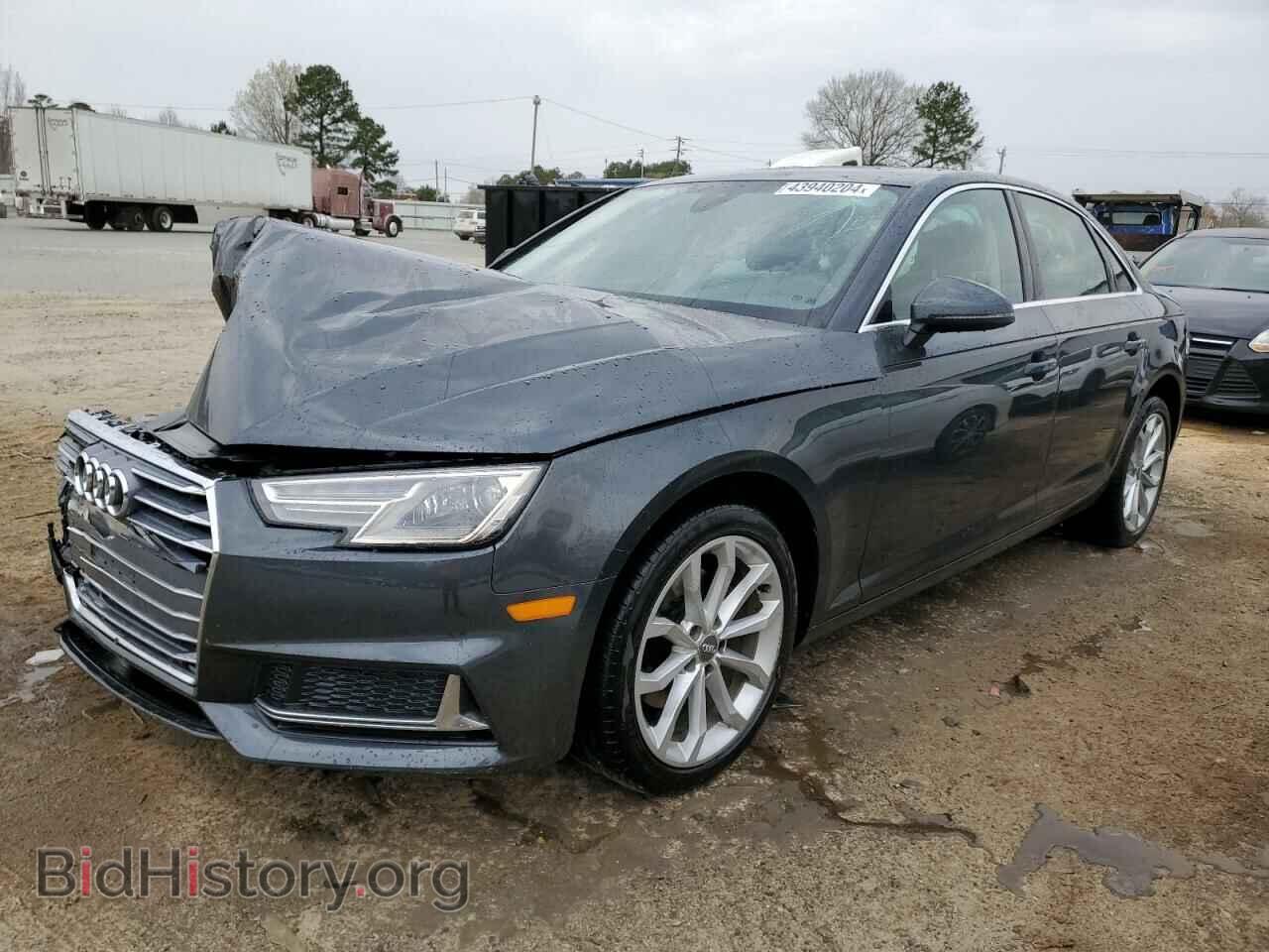 Photo WAUGMAF42KN007232 - AUDI A4 2019