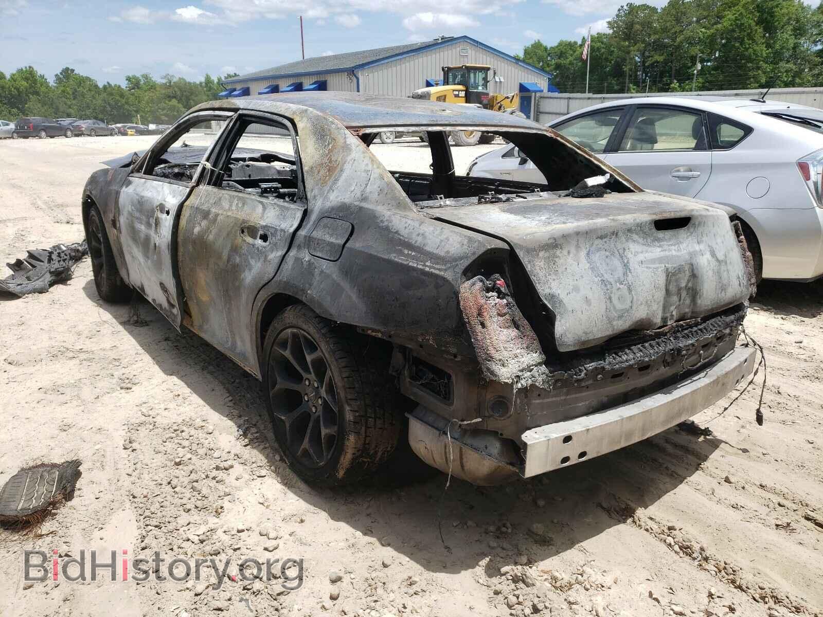 2019 CHRYSLER 300 - VIN: 2C3CCABG5KH537910 - Фото 3