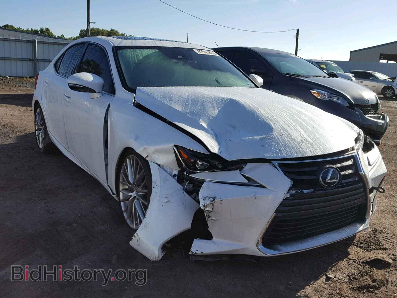 Photo JTHBA1D2XH5053647 - LEXUS IS 2017