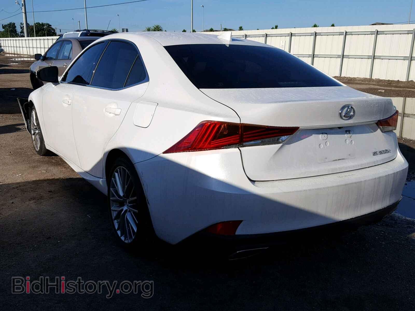 2017 LEXUS IS - VIN: JTHBA1D2XH5053647 - Фото 3