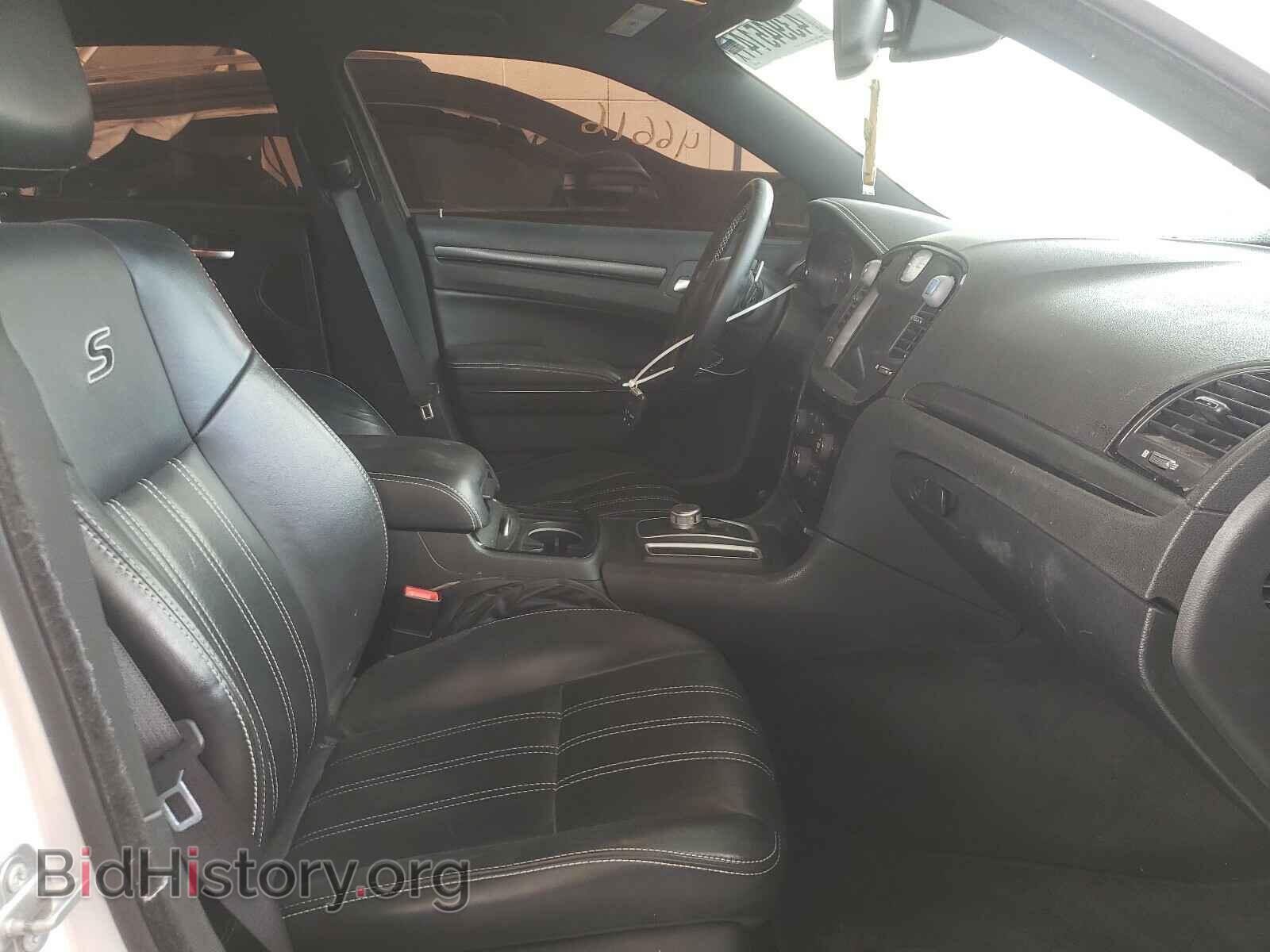 2016 CHRYSLER 300 - VIN: 2C3CCABG9GH234152 - Фото 5
